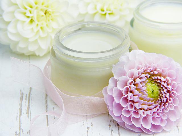 膏霜護膚品的加香香型有哪些？