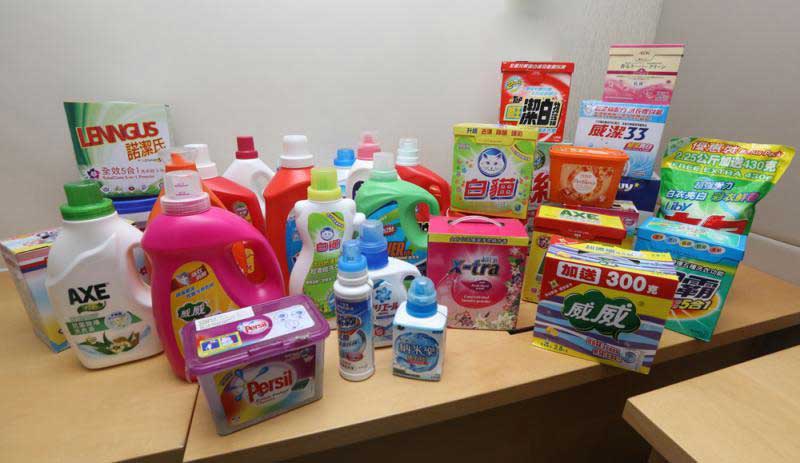 買(mǎi)洗衣粉和洗衣液的時(shí)候，可以注意有沒(méi)有加漂白劑以及洗衣液香精