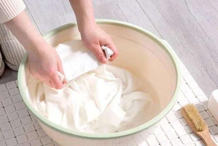 “洗衣粉”和“洗衣液”哪個(gè)好？很多人都不知道！快來(lái)看看吧